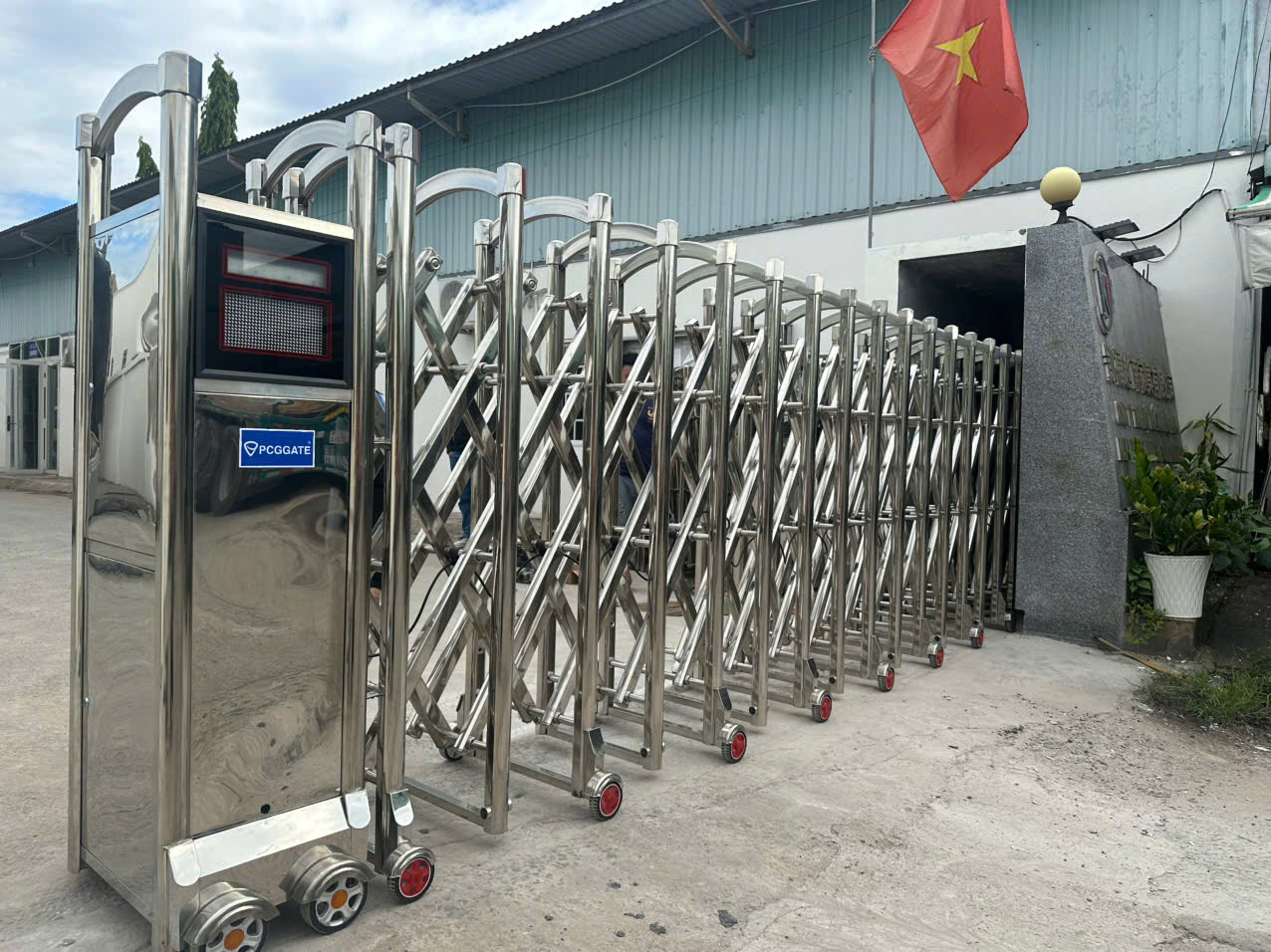 Chọn kiểu cổng phù hợp với công trình
