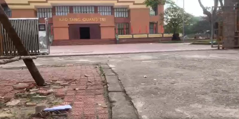 Cổng xếp P005 lắp cho bảo tàng tại Quảng Trị