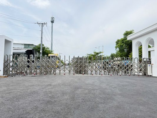 Lắp đặt cổng xếp tại Bình Dương