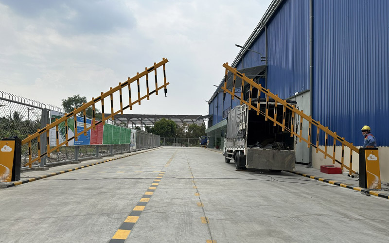 Lắp đặt barie cho khu công nghiệp
